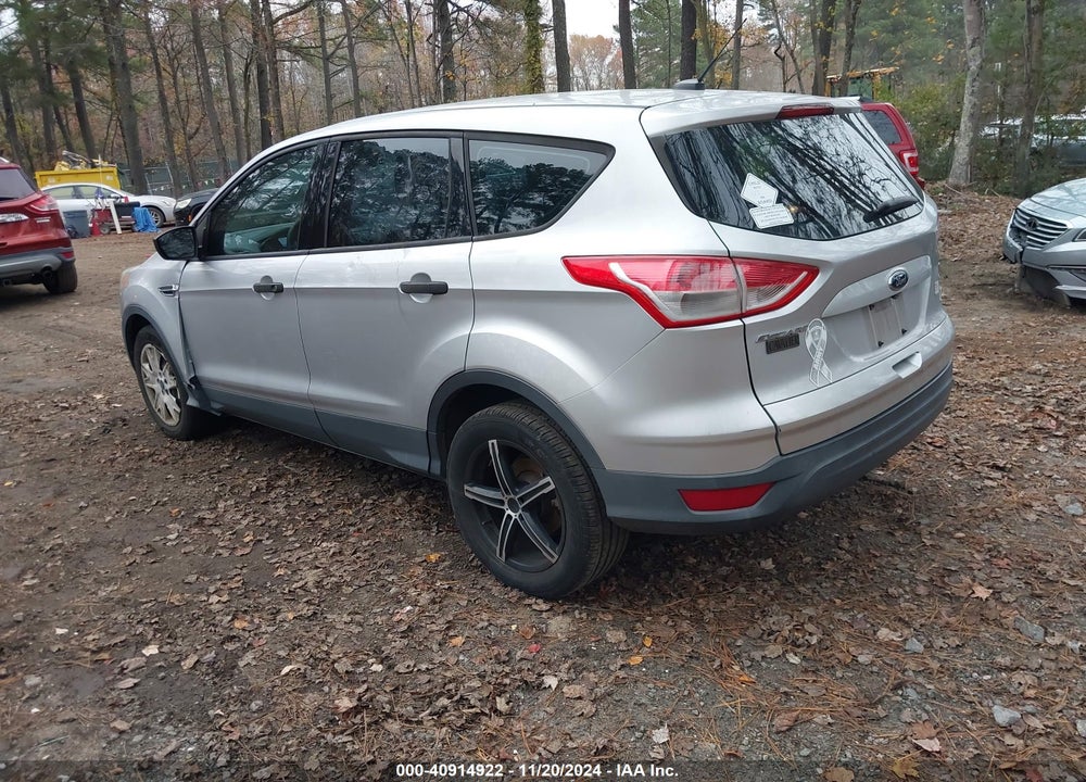 2016 FORD ESCAPE S VIN: 1FMCU0F7XGUA61523