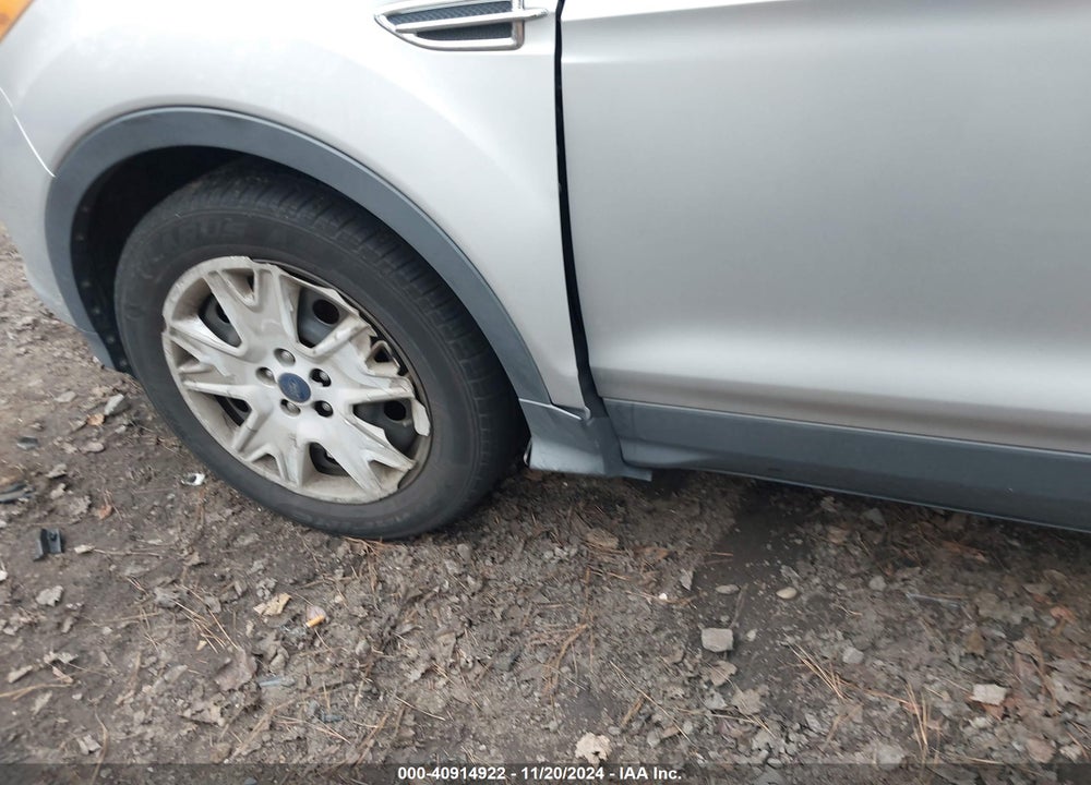 2016 FORD ESCAPE S VIN: 1FMCU0F7XGUA61523