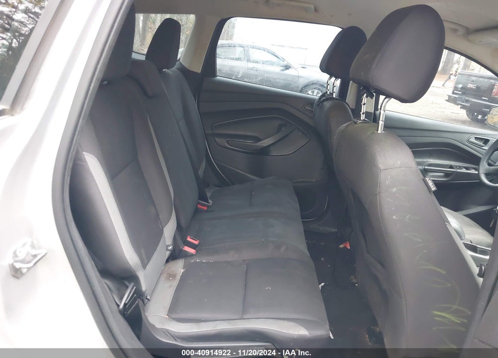 2016 FORD ESCAPE S VIN: 1FMCU0F7XGUA61523