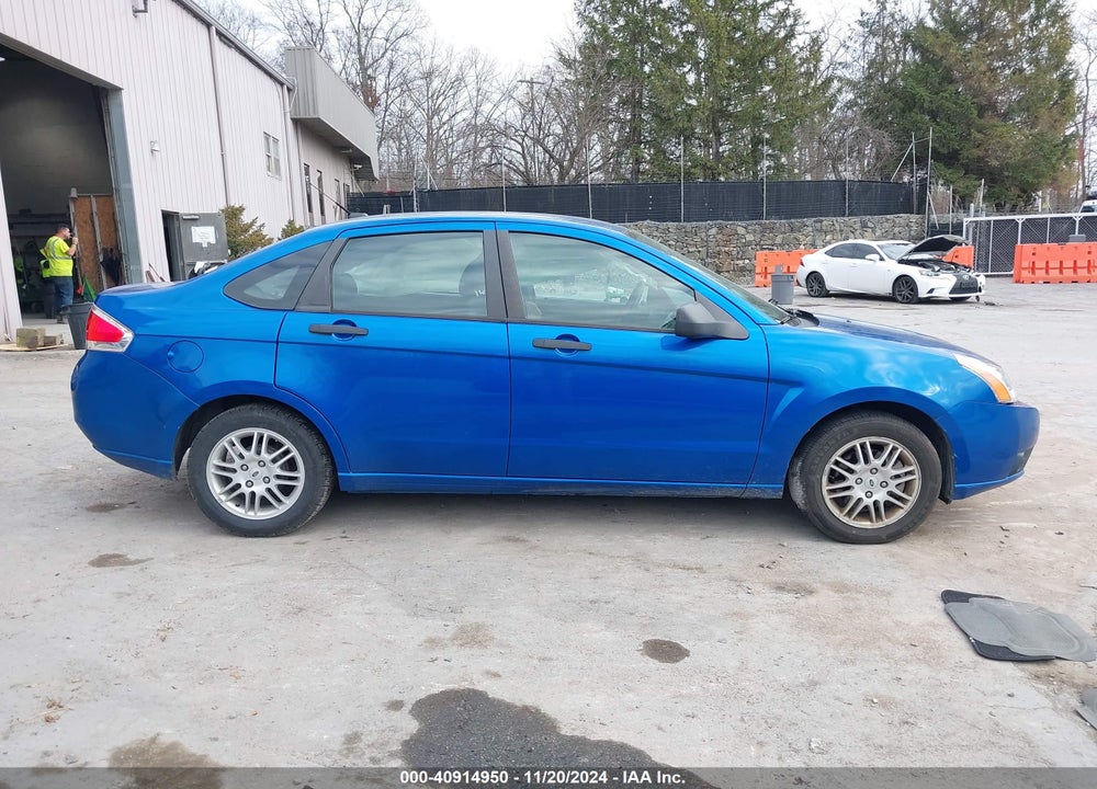 2010 FORD FOCUS SE VIN: 1FAHP3FNXAW284860