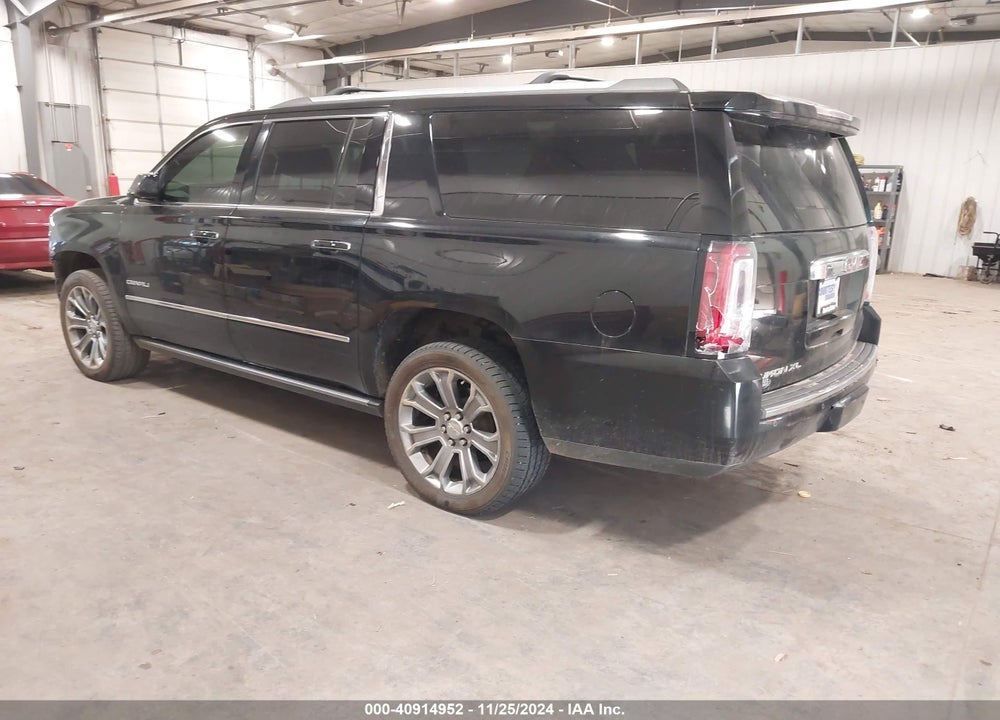 2015 GMC YUKON XL 1500 DENALI VIN: 1GKS2JKJ8FR158741