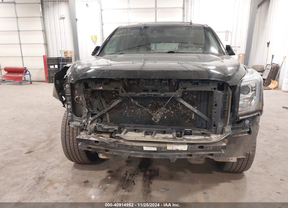 2015 GMC YUKON XL 1500 DENALI VIN: 1GKS2JKJ8FR158741