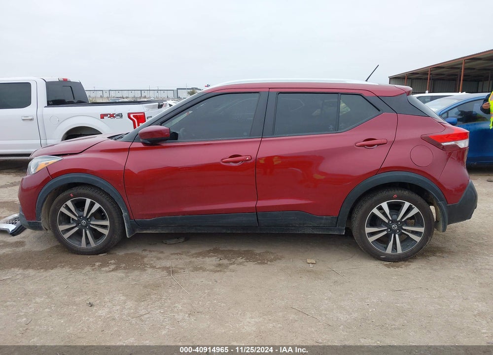 2019 NISSAN KICKS SV VIN: 3N1CP5CU1KL567833