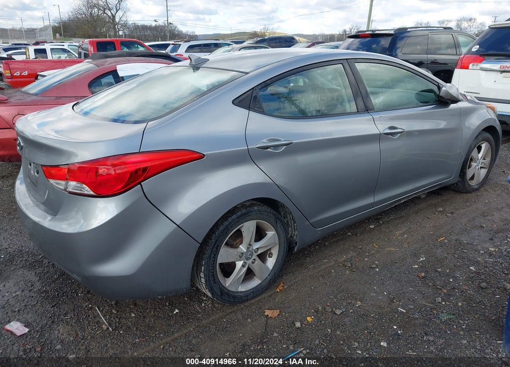 2013 HYUNDAI ELANTRA GLS VIN: KMHDH4AE9DU897910
