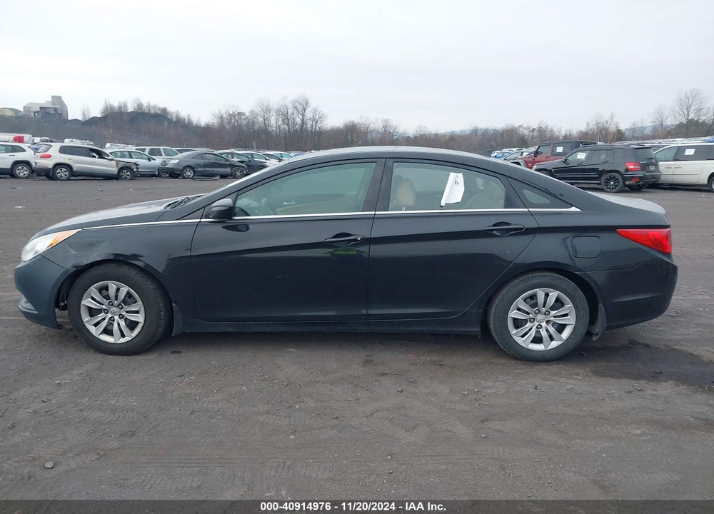 2013 HYUNDAI SONATA GLS VIN: 5NPEB4ACXDH564134