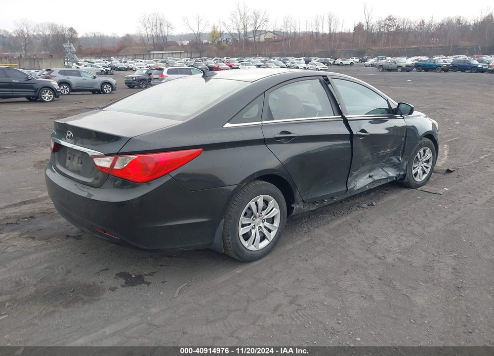 2013 HYUNDAI SONATA GLS VIN: 5NPEB4ACXDH564134