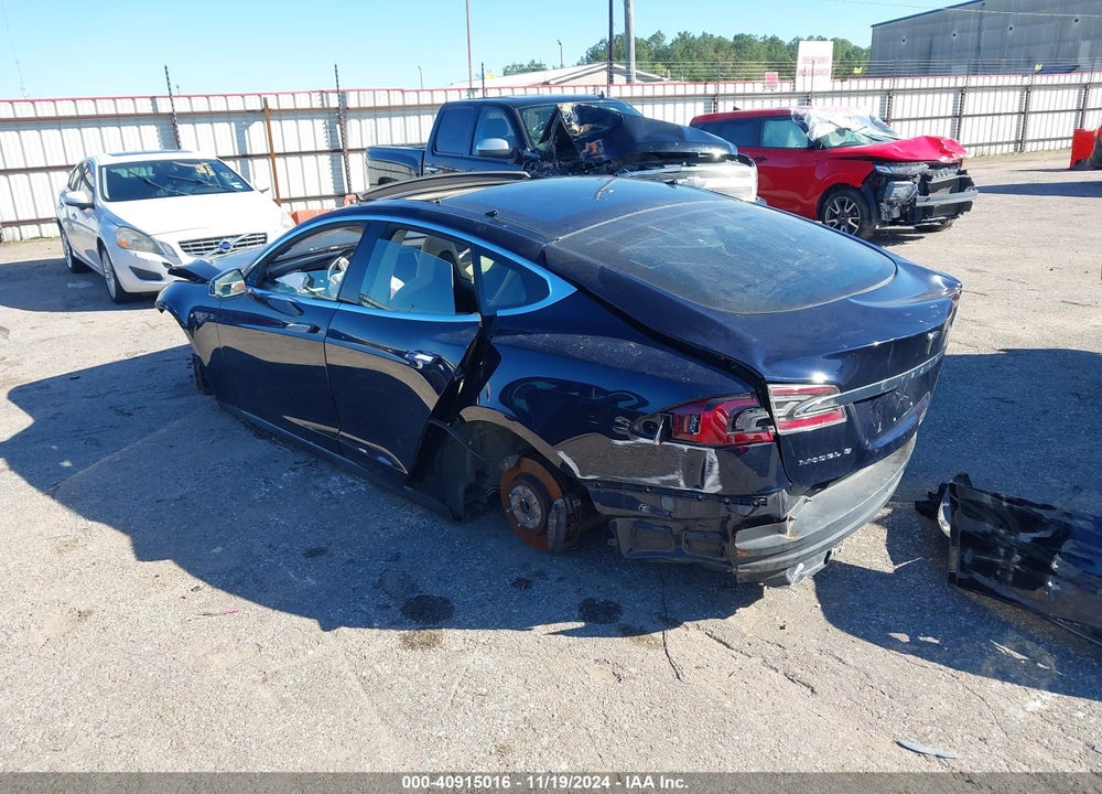 2013 TESLA MODEL S VIN: 5YJSA1AG5DFP11451