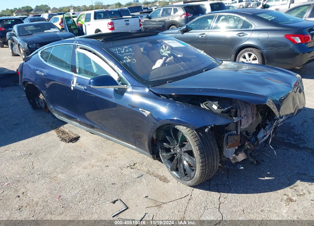 2013 TESLA MODEL S VIN: 5YJSA1AG5DFP11451