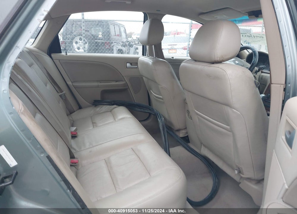 2007 FORD FIVE HUNDRED SEL VIN: 1FAHP24187G127437