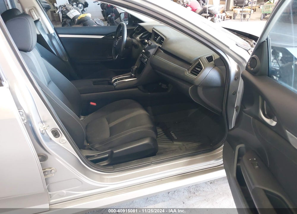 2019 HONDA CIVIC VIN: 19XFC1F33KE208764