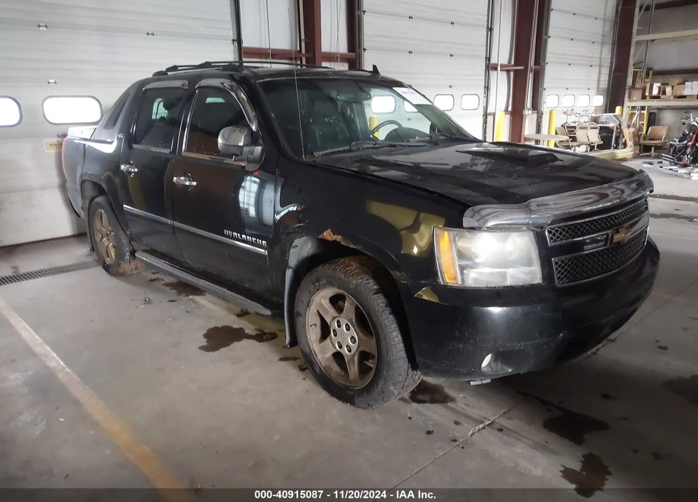 2011 CHEVROLET AVALANCHE 1500 LTZ VIN: 3GNTKGE36BG167553