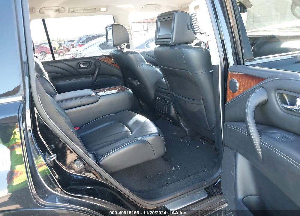 2017 INFINITI QX80 VIN: JN8AZ2NF3H9644655