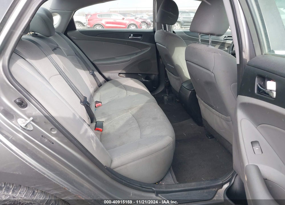 2013 HYUNDAI SONATA GLS VIN: 5NPEB4AC1DH575278