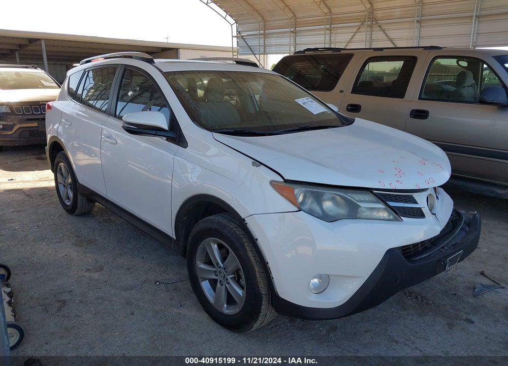 2015 TOYOTA RAV4 XLE VIN: 2T3WFREVXFW161395