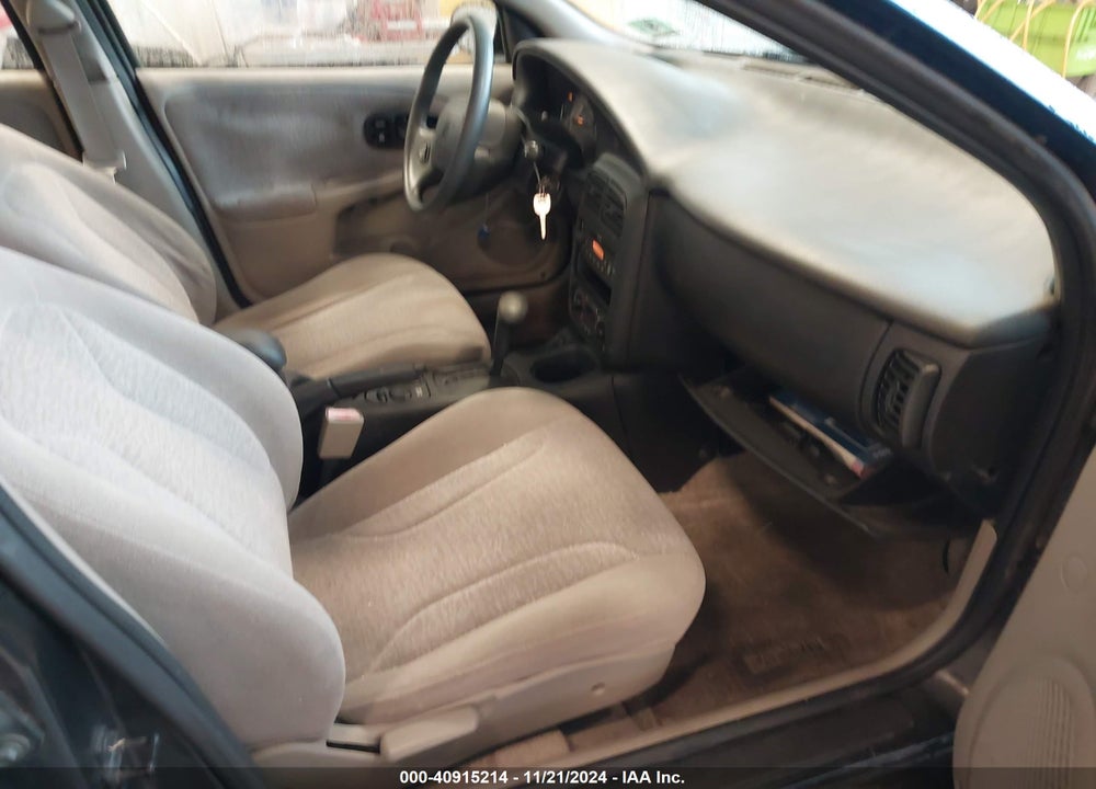 2002 SATURN S-SERIES SL2 VIN: 1G8ZK52772Z302421