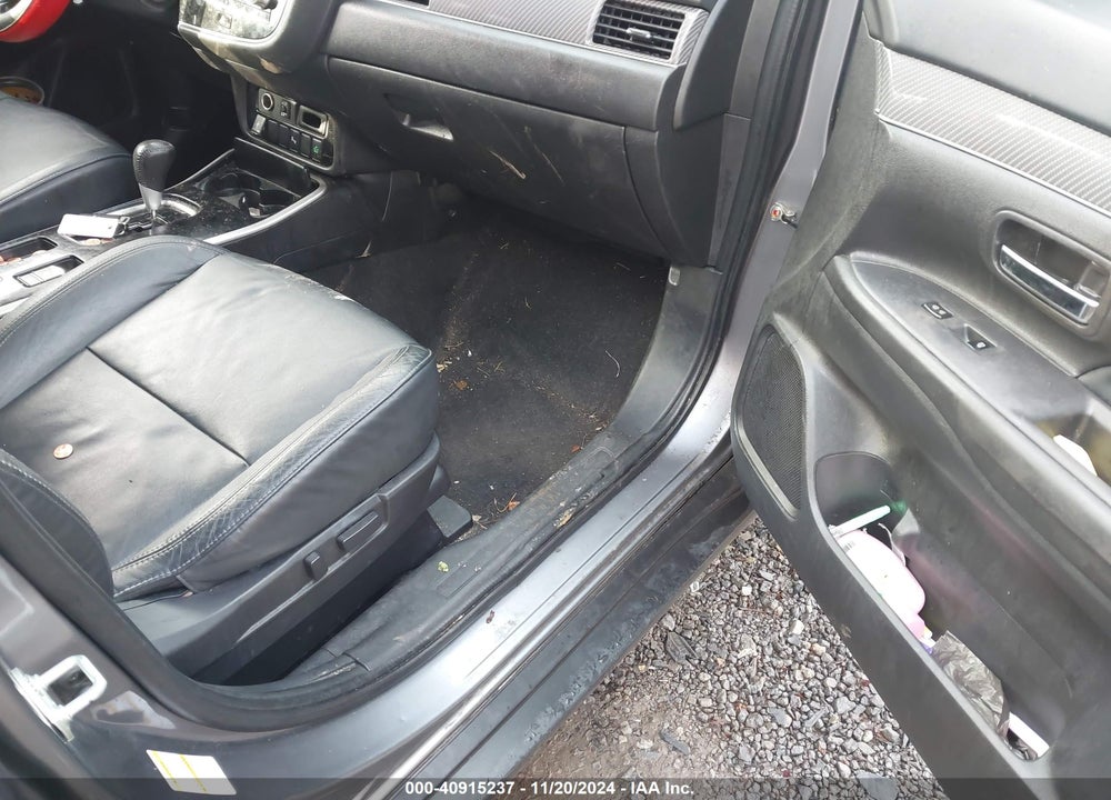 2020 MITSUBISHI OUTLANDER SEL 2.4 VIN: JA4AD3A37LJ001688