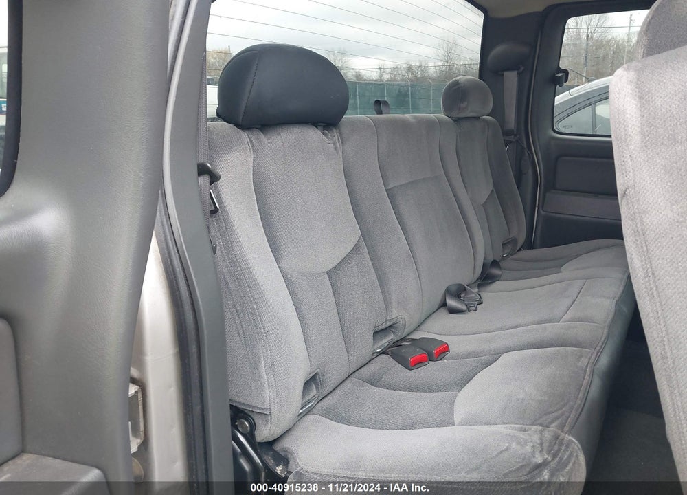 2005 GMC SIERRA 1500 SLE VIN: 1GTEK19B85E336953