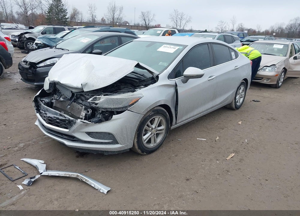 2017 CHEVROLET CRUZE VIN: 1G1BE5SM1H7121817