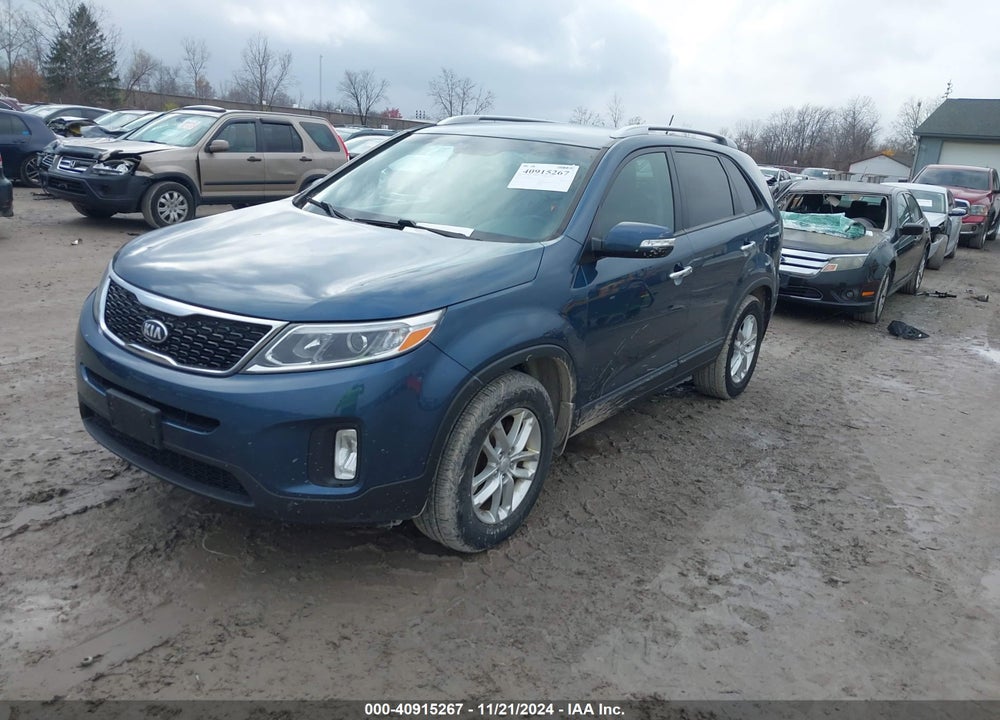 2014 KIA SORENTO LX VIN: 5XYKT3A60EG455176