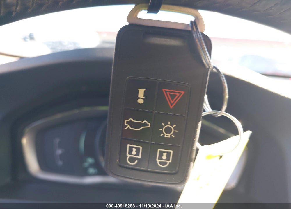 2014 VOLVO S60 T5 VIN: YV1612FS1E2291089