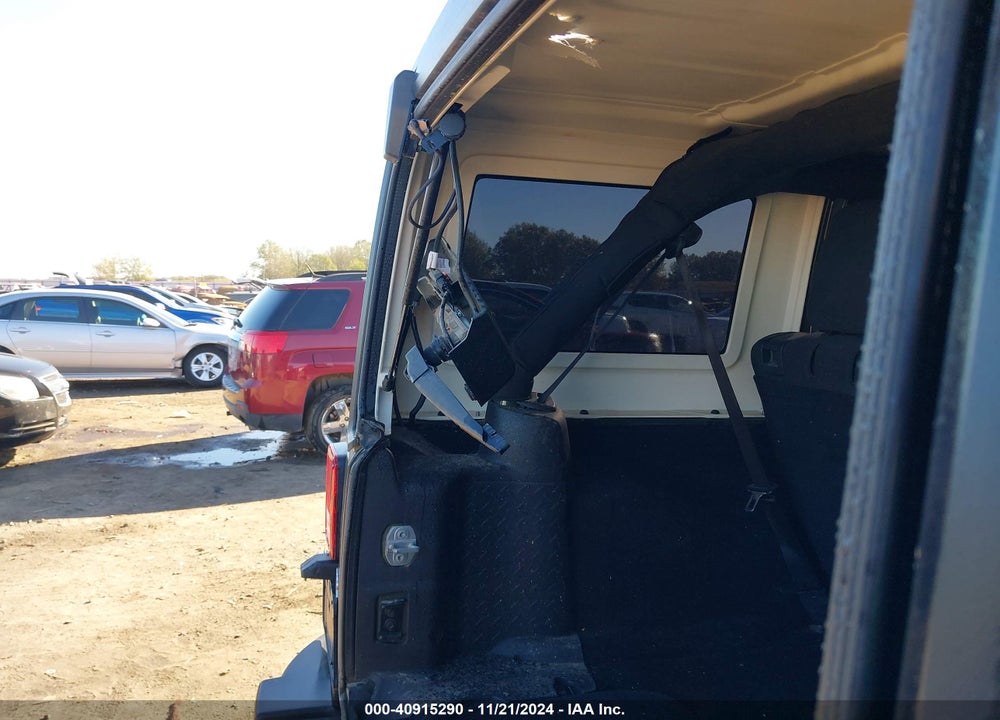 2016 JEEP WRANGLER UNLIMITED SPORT VIN: 1C4BJWDG4GL128606
