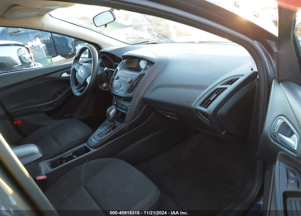 2018 FORD FOCUS VIN: 1FADP3K22JL207718