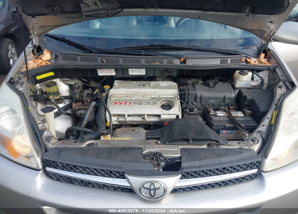 2004 TOYOTA SIENNA XLE/LTD VIN: 5TDZA22C44S117817