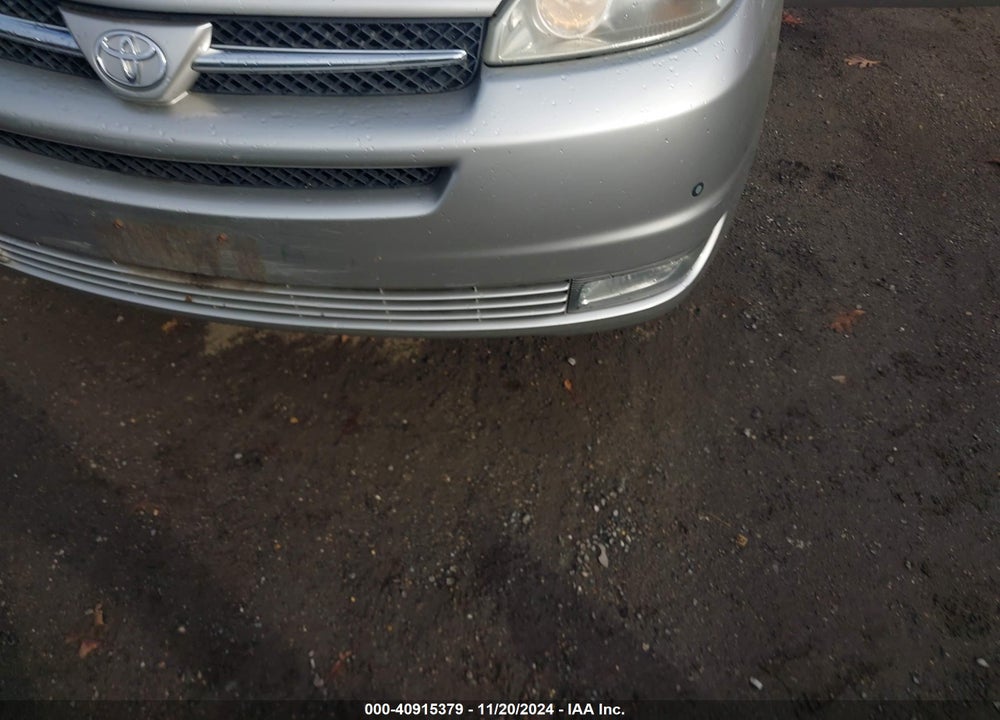 2004 TOYOTA SIENNA XLE/LTD VIN: 5TDZA22C44S117817