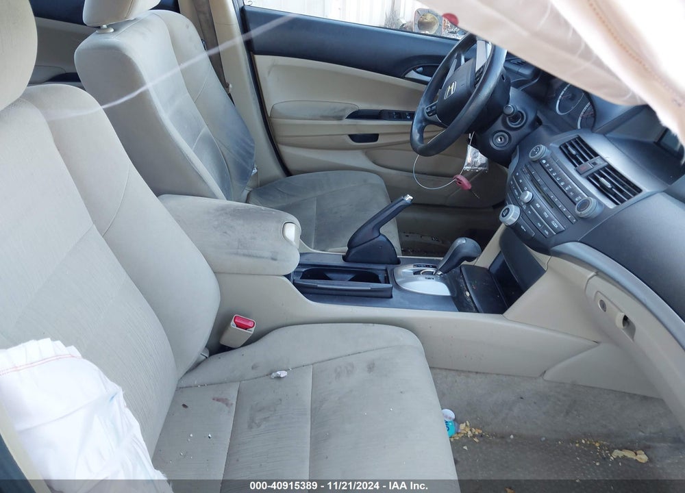 2011 HONDA ACCORD VIN: 1HGCP2F48BA049590