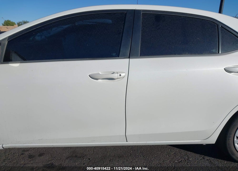 2018 TOYOTA COROLLA LE VIN: 5YFBURHE5JP852191