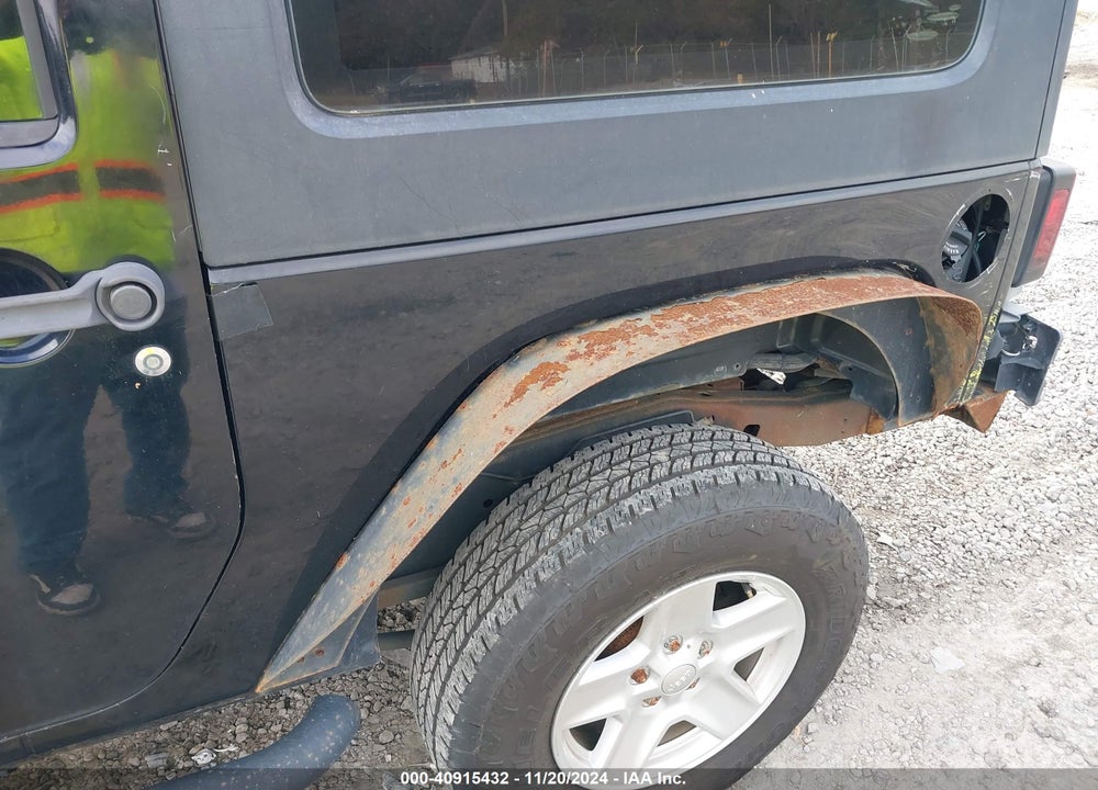 2008 JEEP WRANGLER X VIN: 1J4FA24118L583933