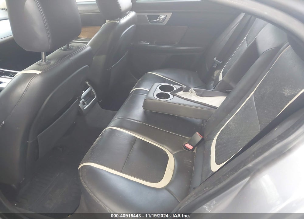 2015 JAGUAR XF 3.0 PORTFOLIO/3.0 SPORT VIN: SAJWA0F76F8U61078