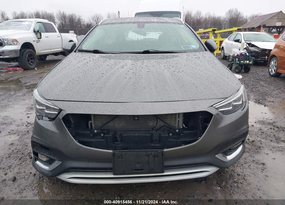 2018 BUICK REGAL TOURX ESSENCE VIN: W04GV8SX9J1174499