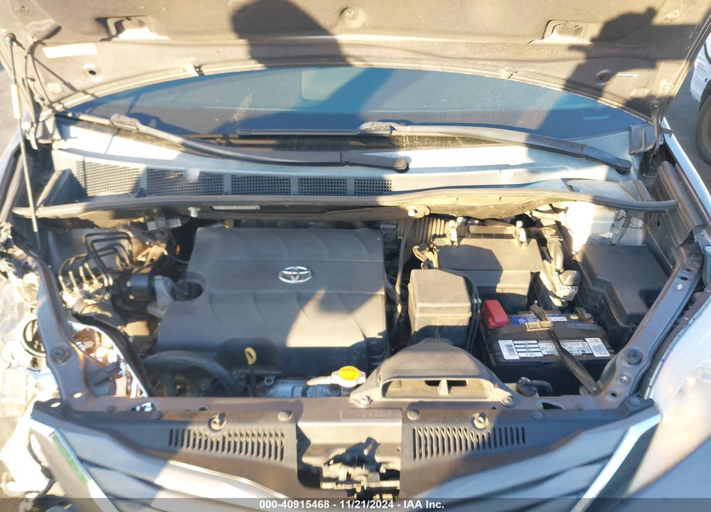 2013 TOYOTA SIENNA XLE LIMITED VIN: 5TDYK3DC6DS366406