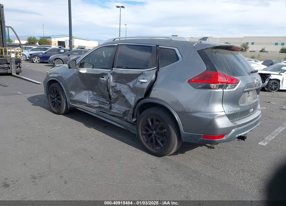 2017 NISSAN ROGUE SV VIN: KNMAT2MTXHP514114