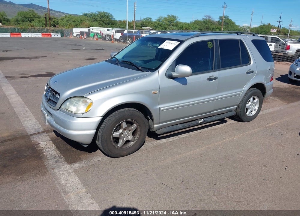 2000 MERCEDES-BENZ ML 320 VIN: 4JGAB54E7YA217063