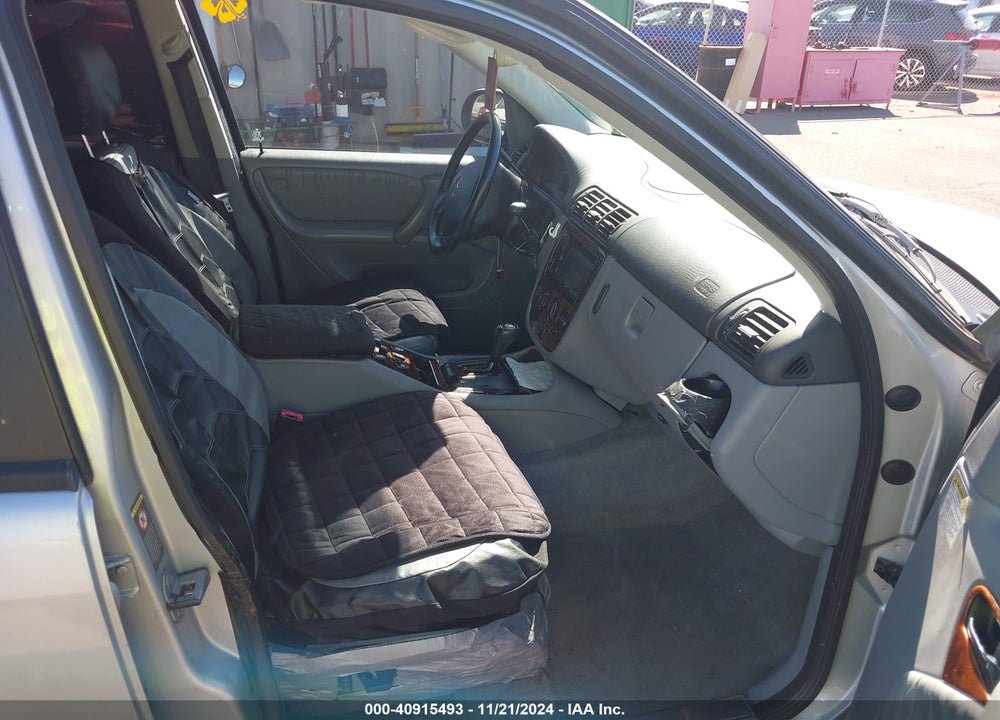 2000 MERCEDES-BENZ ML 320 VIN: 4JGAB54E7YA217063