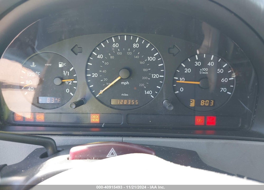2000 MERCEDES-BENZ ML 320 VIN: 4JGAB54E7YA217063