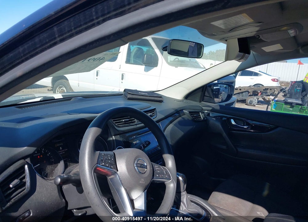 2017 NISSAN ROGUE SPORT SV VIN: JN1BJ1CP5HW030420