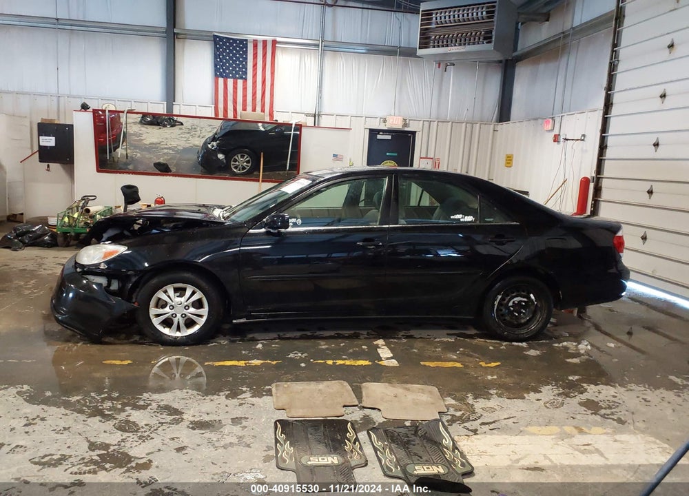 2004 TOYOTA CAMRY LE V6 VIN: 4T1BF32K64U074766
