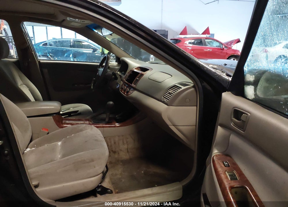 2004 TOYOTA CAMRY LE V6 VIN: 4T1BF32K64U074766