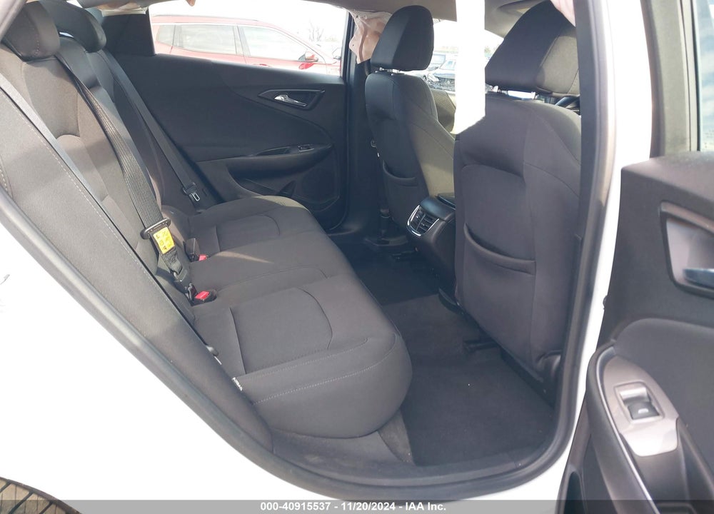 2018 CHEVROLET MALIBU LT VIN: 1G1ZD5ST4JF177075