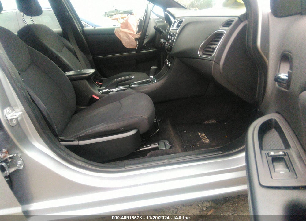 2014 CHRYSLER 200 LX VIN: 1C3CCBAG7EN164923
