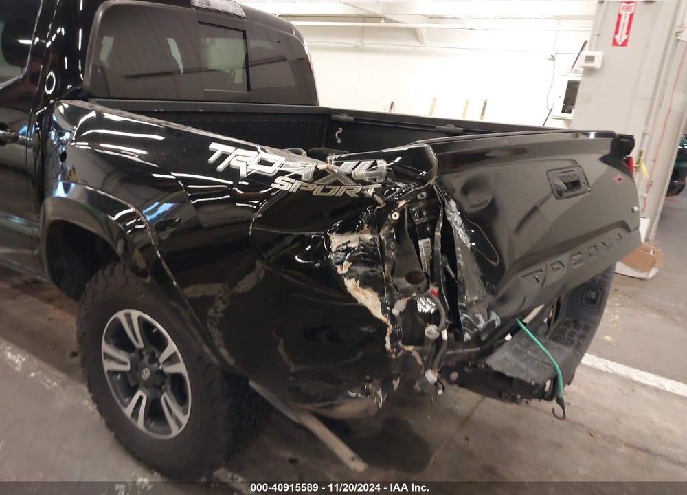 2017 TOYOTA TACOMA VIN: 3TMCZ5AN6HM103779