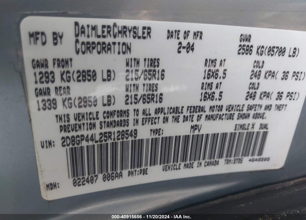 2005 DODGE GRAND CARAVAN SXT VIN: 2D8GP44L25R128549