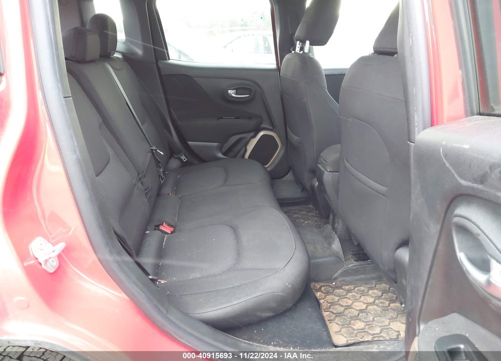 2015 JEEP RENEGADE LATITUDE VIN: ZACCJBBT7FPC33163