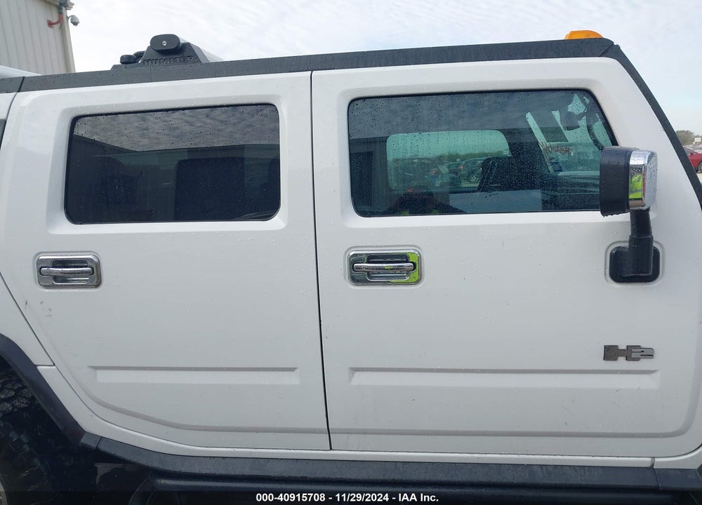 2005 HUMMER H2 SUV VIN: 5GRGN23U95H123183