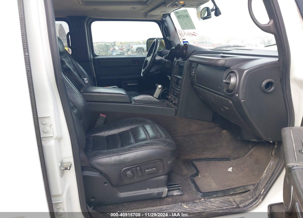 2005 HUMMER H2 SUV VIN: 5GRGN23U95H123183