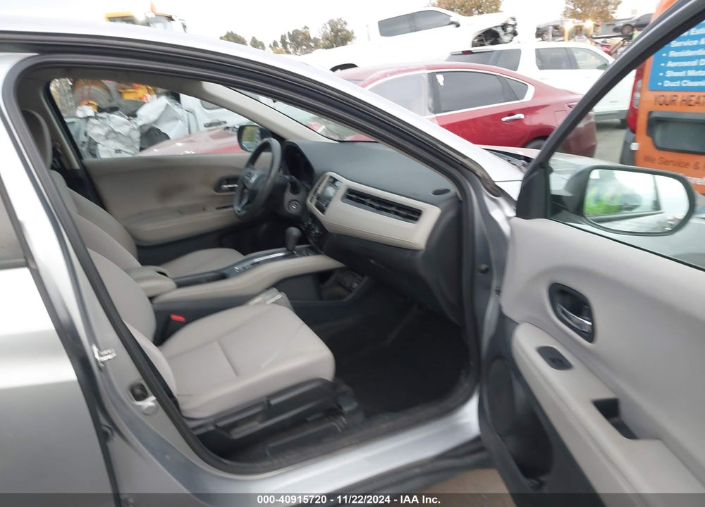 2018 HONDA HR-V LX VIN: 3CZRU5H32JG700987