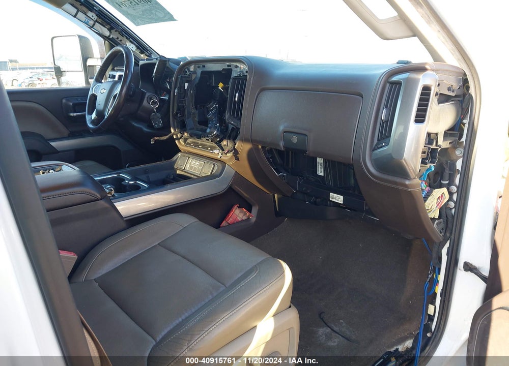 2015 CHEVROLET SILVERADO 2500HD LTZ VIN: 1GC1KWEG6FF655762